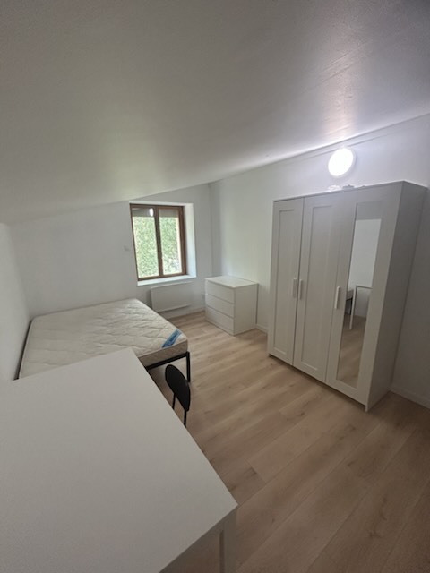 Studio 5 – studio meublé à Bazeilles – photo 4